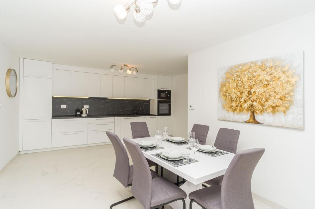 Apartmani Simi - The Sun Crikvenica Eksteriør billede