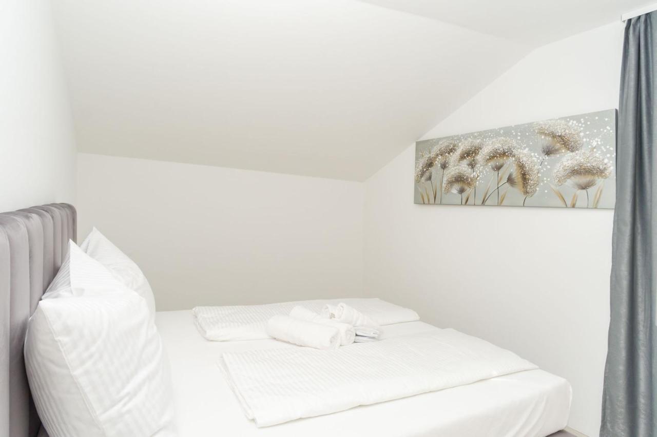 Apartmani Simi - The Sun Crikvenica Eksteriør billede