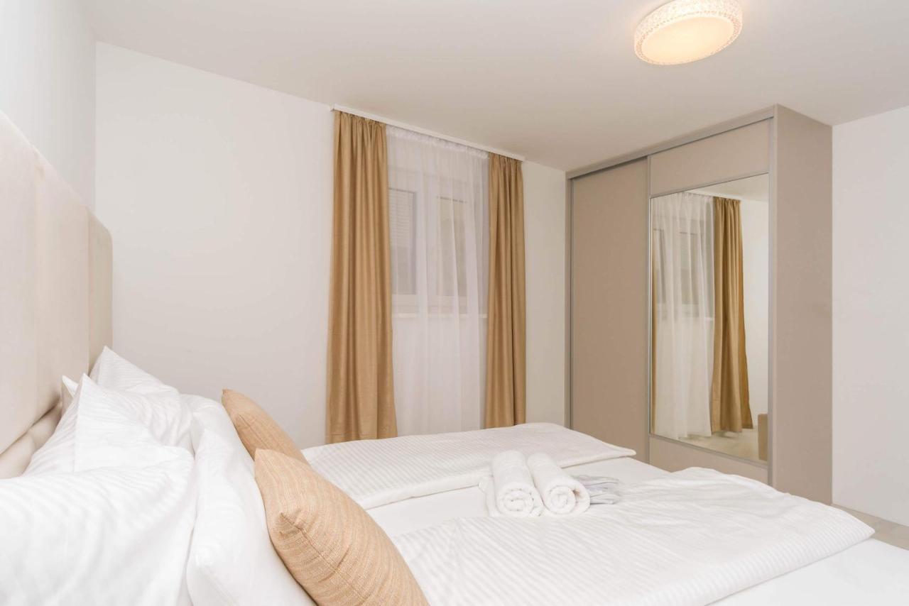 Apartmani Simi - The Sun Crikvenica Eksteriør billede