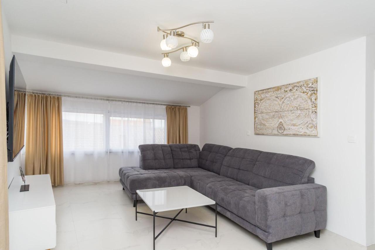 Apartmani Simi - The Sun Crikvenica Eksteriør billede
